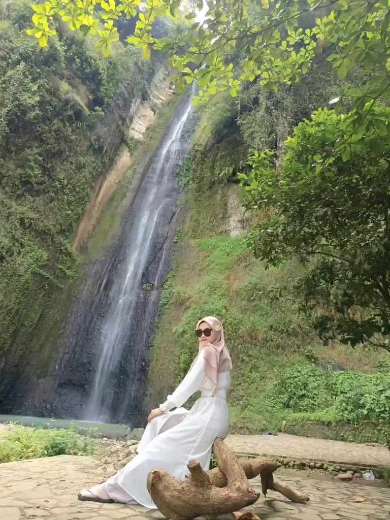 foto air terjun sidoharjo