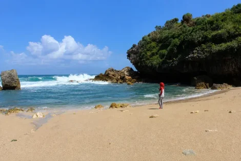 pantai torohudan